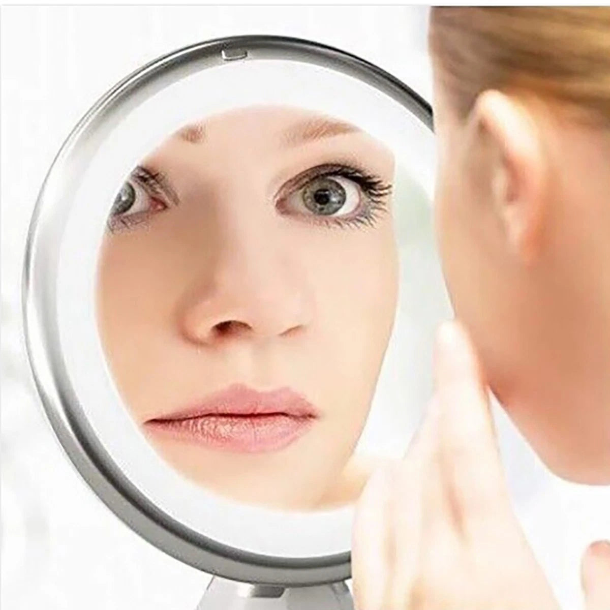 SPECCHIO TRUCCO LUCE LED VENTOSA ZOOM 10X MAKEUP TRUCCO FELSSIBILE BAGNO 17CM