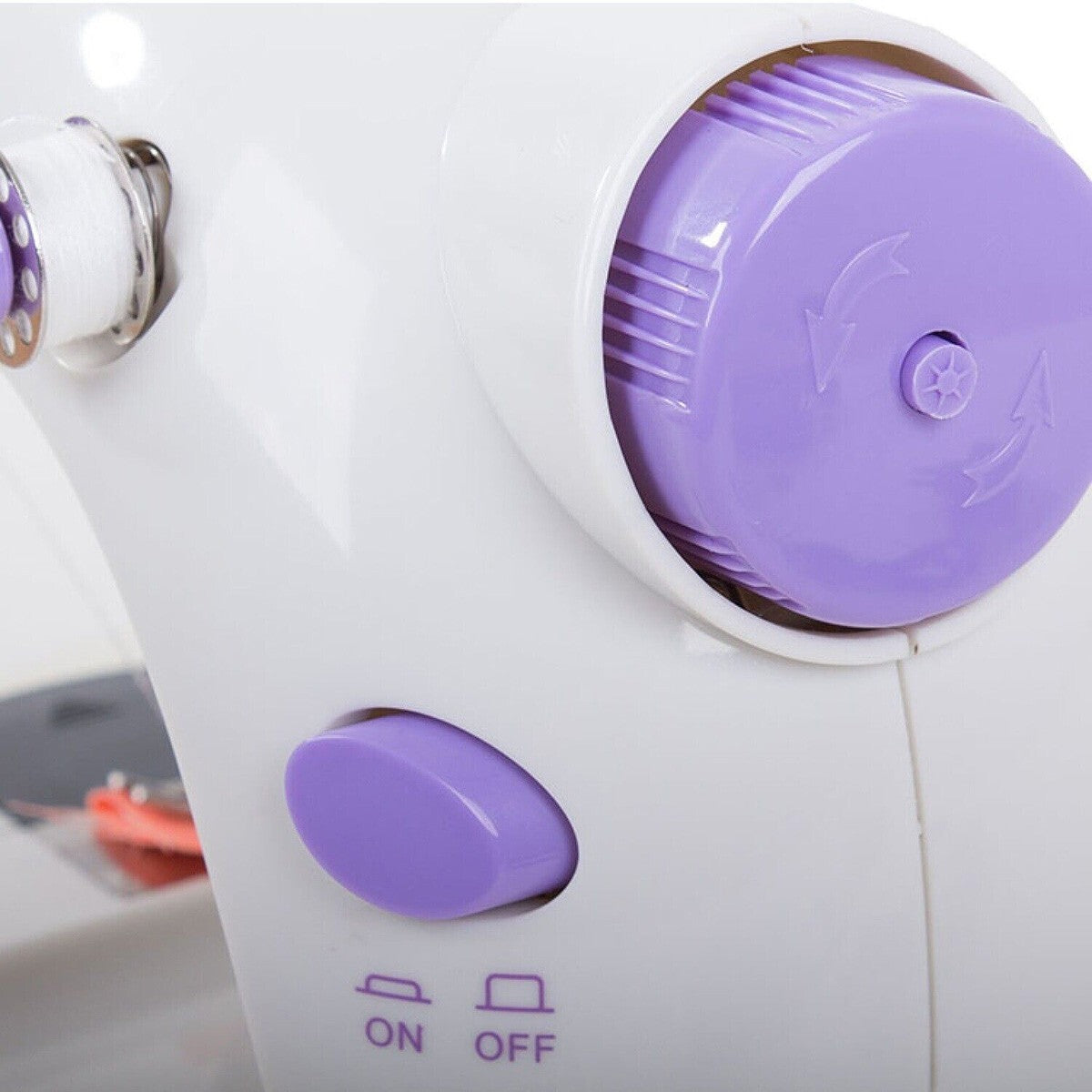 MINI MACCHINA DA CUCIRE 4 IN 1 PER CUCIRE PORTATILE CUCITO FILO SARTA SM-202A