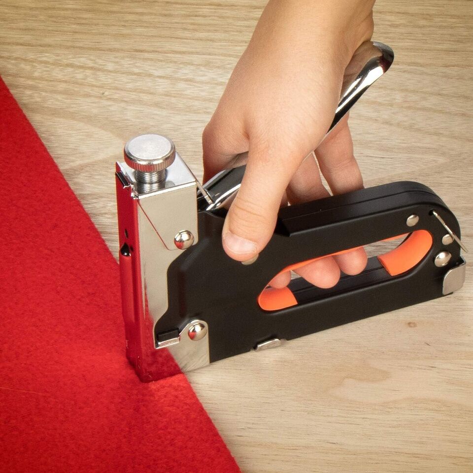 GRAFFETTATRICE MARTELLO VALIGETTA SPARA PUNTI MANUALE SPILLATRICE 300 SPIELLETTE