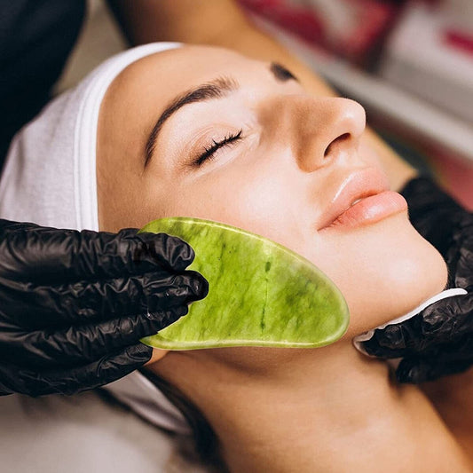ROULEAU DE JADE NATUREL ET GUA SHA POUR MASSAGE FACIAL RAFFERMISSANT ET DÉTOXIFIANT