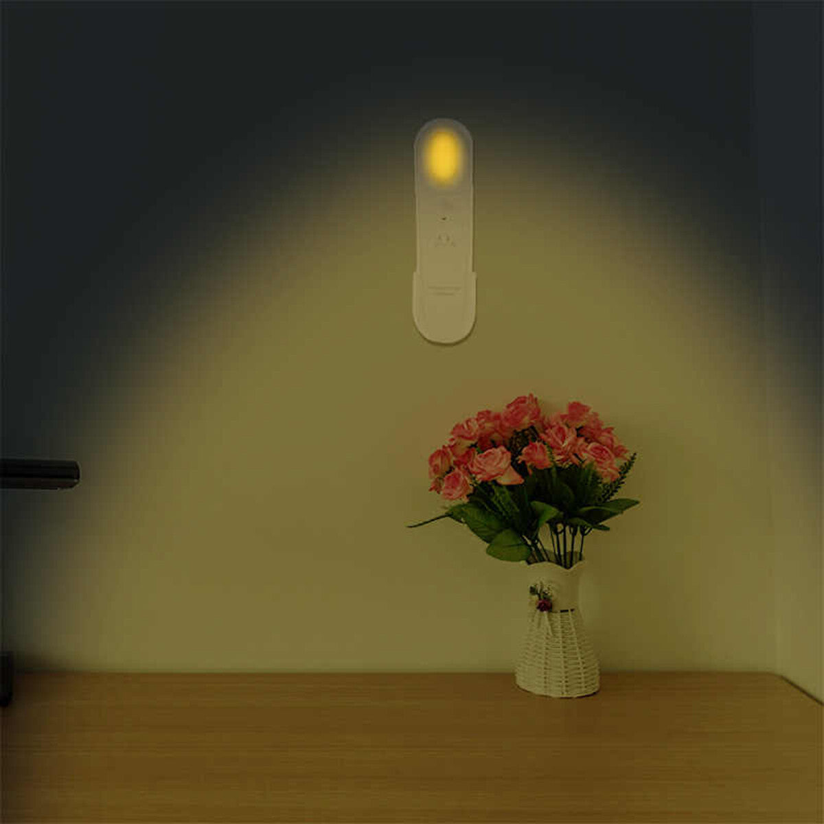 LAMPE TORCHE MURALE PORTABLE LUMIÈRE D'URGENCE LED PIR COB ARMOIRE B0296