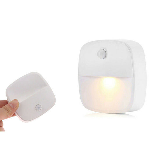 LAMPADA LED DA ARMADIO LUCE EMERGENZA FARETTO PARETE ADESIVO BATTERIE TE-B0337