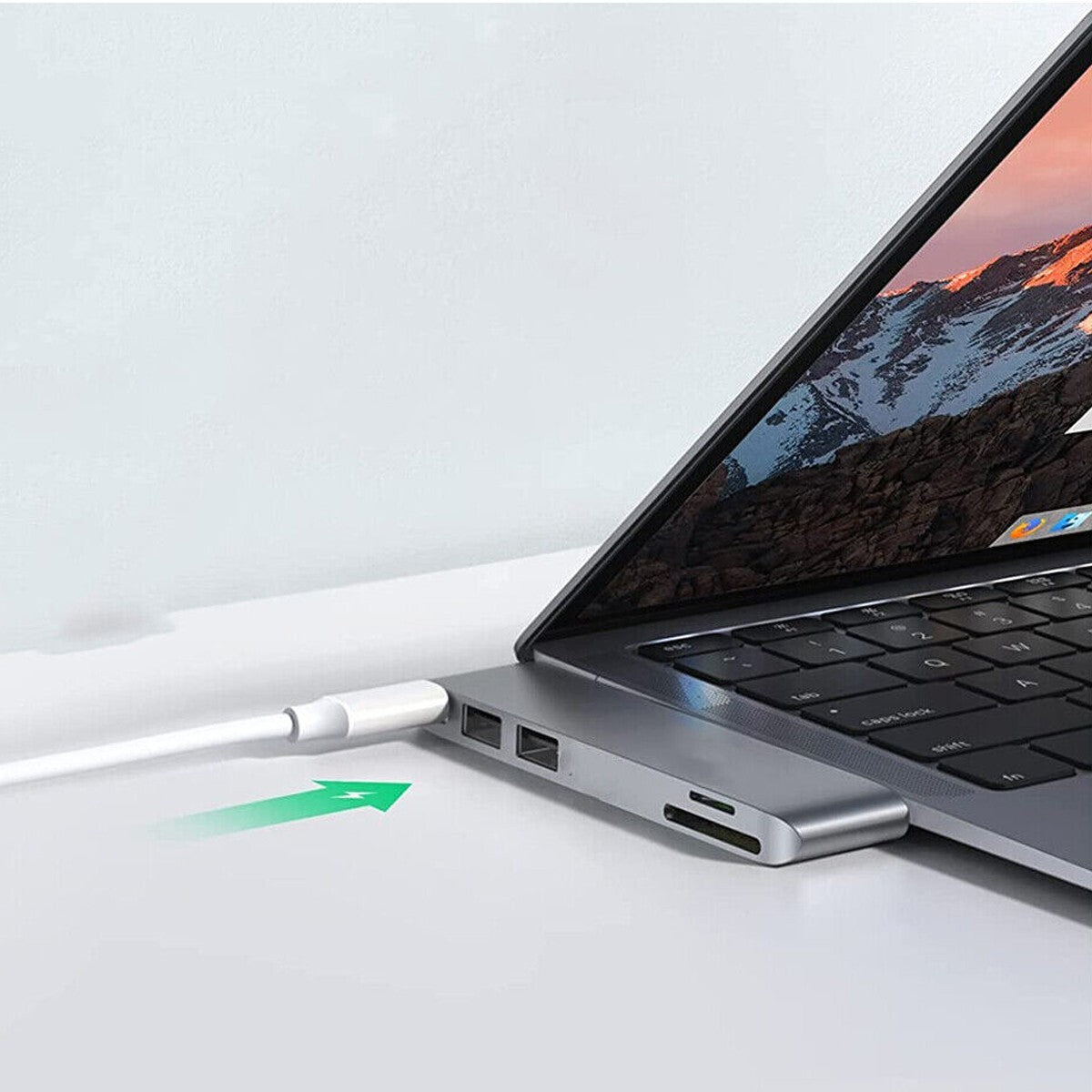 HUB USB C 5 IN 1 TIPO C MULTIPORTA USB 3.0 LETTORE CARD ADATTATORE Q-HUB810