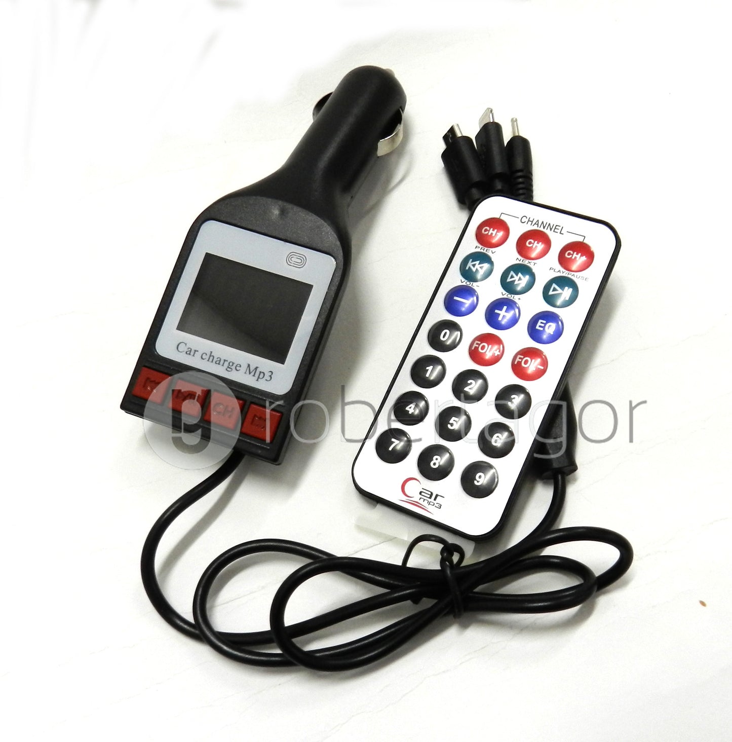 TRASMETTITORE CARICATORE DA AUTO smartphon FM MP3 AUX USB MICROSD MODULATORE