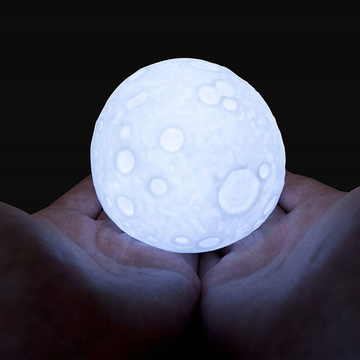 LAMPADA DA TAVOLO LUNA LUCE LED RGB CON TELECOMANDO MOON LAMP 11,5CM A BATTERIA
